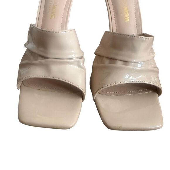 Fashion Nova Amala Patent Cinched Toe Slip On Heels Size 8.5 - Picture 6 of 16